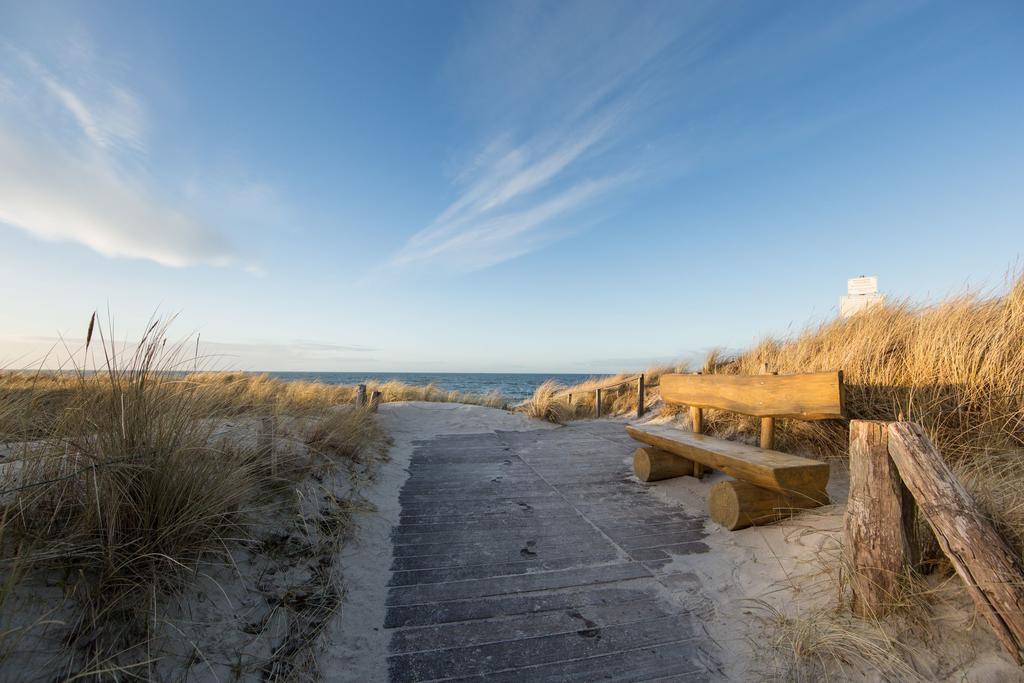 Strandhotel Dünenmeer - Adults only Dierhagen Dış mekan fotoğraf