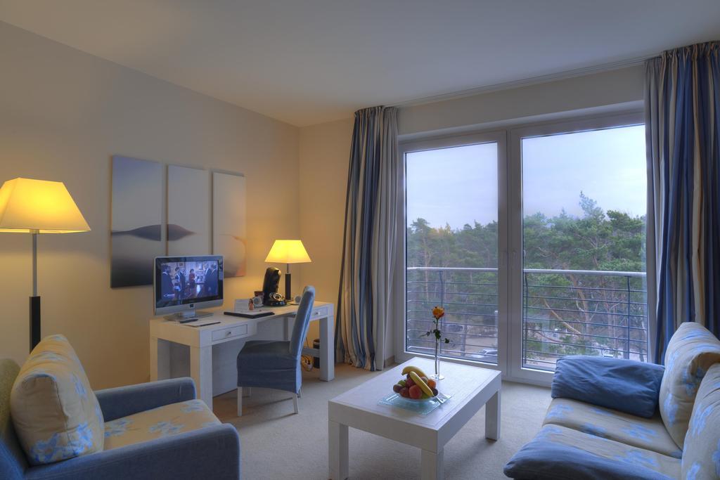 Strandhotel Dünenmeer - Adults only Dierhagen Oda fotoğraf